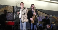 Metti, per la prima volta, il jazz in metro: la performance di Max Ionata