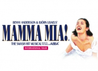 Il grande trionfo di Mamma Mia al Teatro degli Arcimboldi di Milano