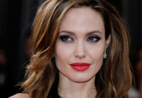 Angelina Jolie protagonista del nuovo “Assassinio sull’Orient Express” diretto da Kennet Branagh